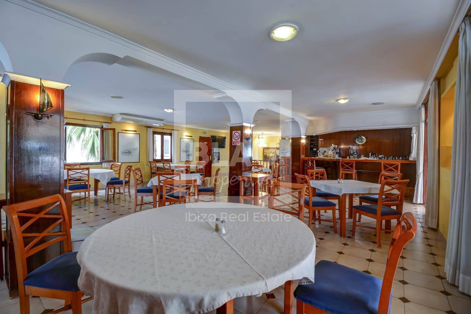 Kommersiell til salgs i San Jose / Sant Josep de Sa Talaia - € 1 950 000 (Ref: 7667175)