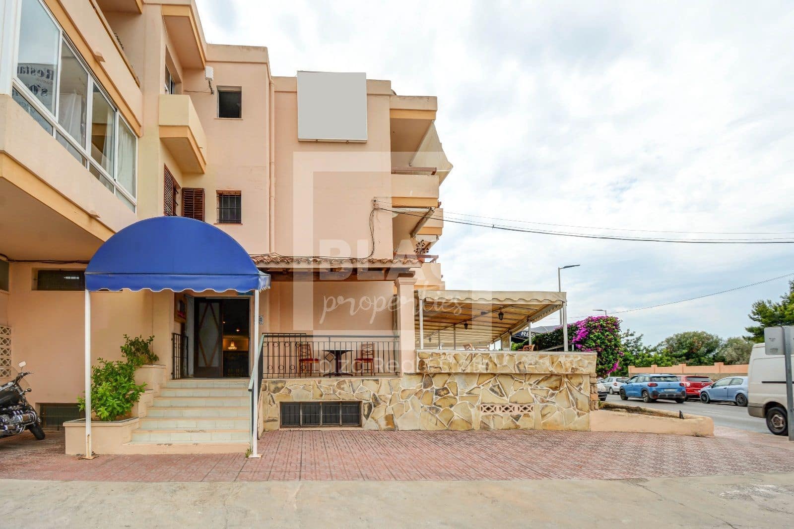 Kommersiell til salgs i San Jose / Sant Josep de Sa Talaia - € 1 950 000 (Ref: 7667175)