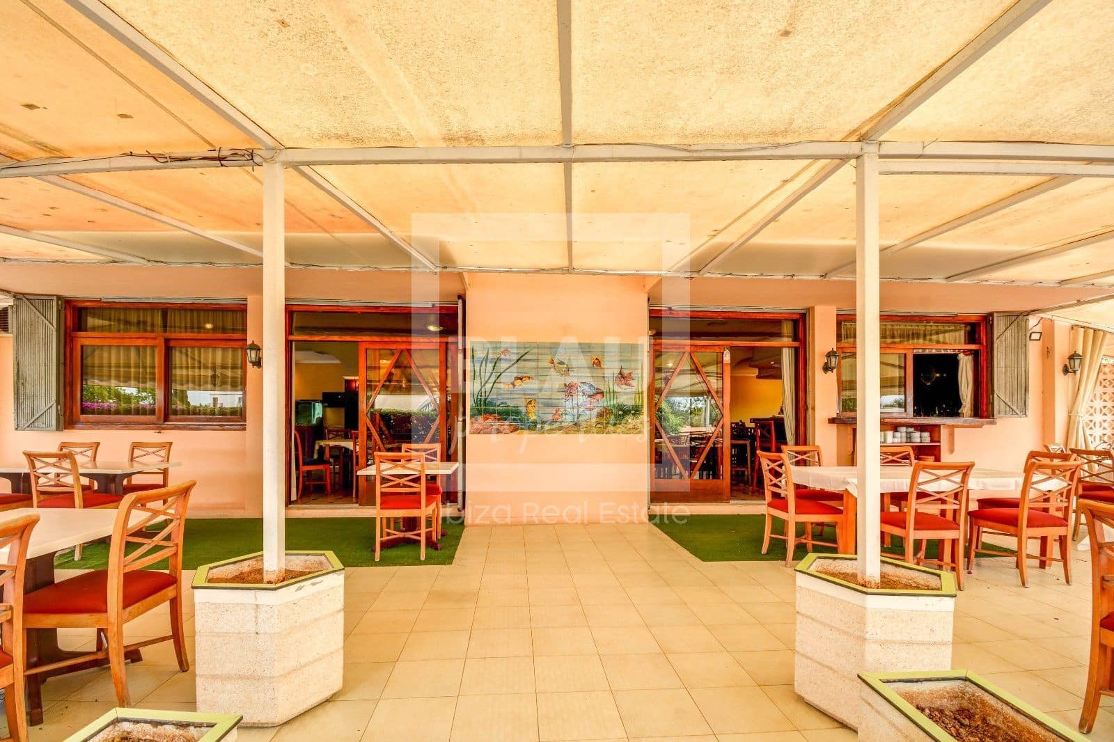 Kommersiell til salgs i San Jose / Sant Josep de Sa Talaia - € 1 950 000 (Ref: 7667175)