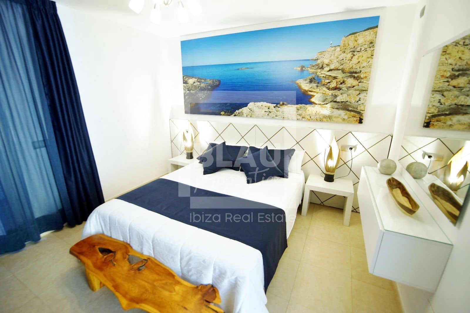 Villa/Maison de 6 chambres à louer à Santa Eulalia / Santa Eularia avec piscine garage - 12 000 € (Ref: 7762919)