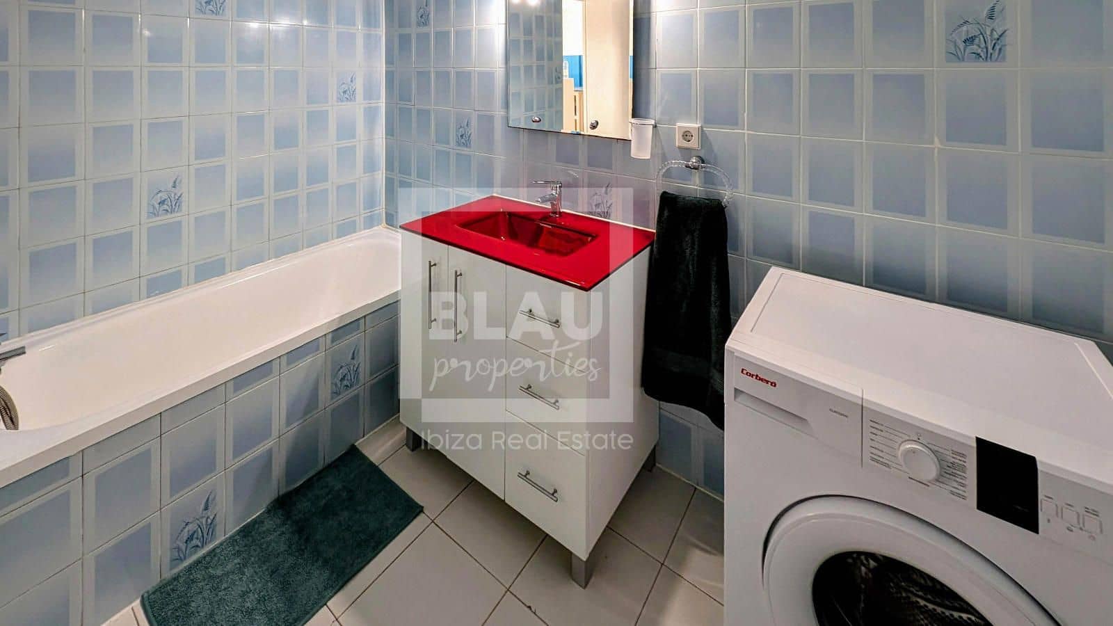 2 soveværelse Byhus til leje i San Jose / Sant Josep de Sa Talaia med swimmingpool - € 1.850 (Ref: 8245135)