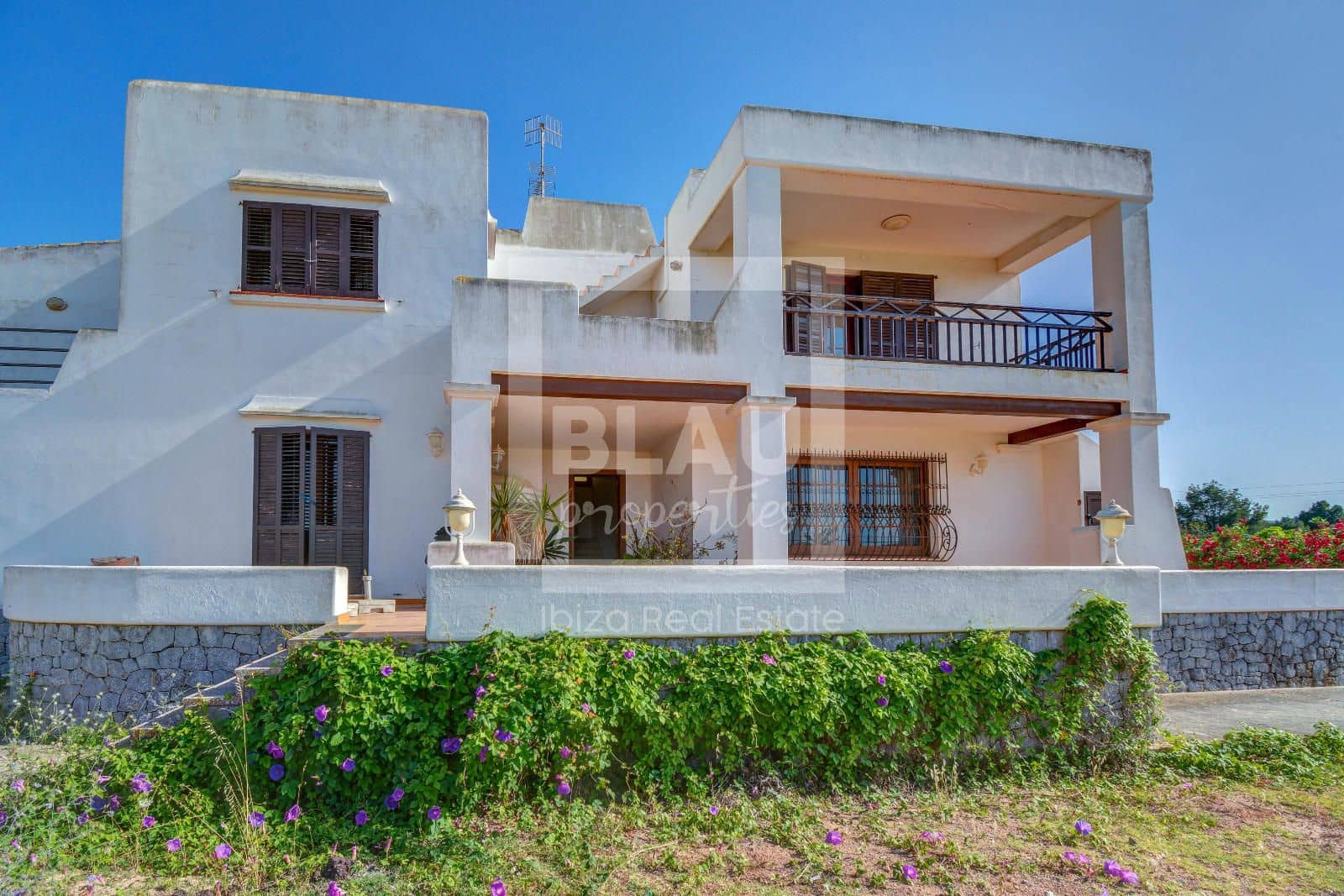 4 slaapkamer Villa te koop in San Jose / Sant Josep de Sa Talaia met garage - € 2.300.000 (Ref: 8386064)