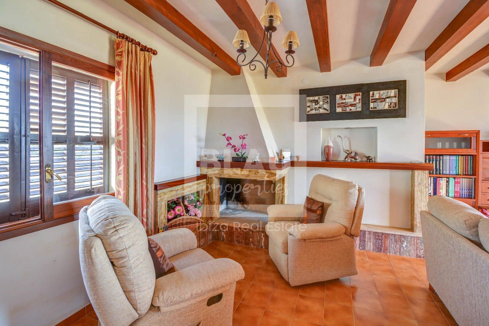 4 slaapkamer Villa te koop in San Jose / Sant Josep de Sa Talaia met garage - € 2.300.000 (Ref: 8386064)