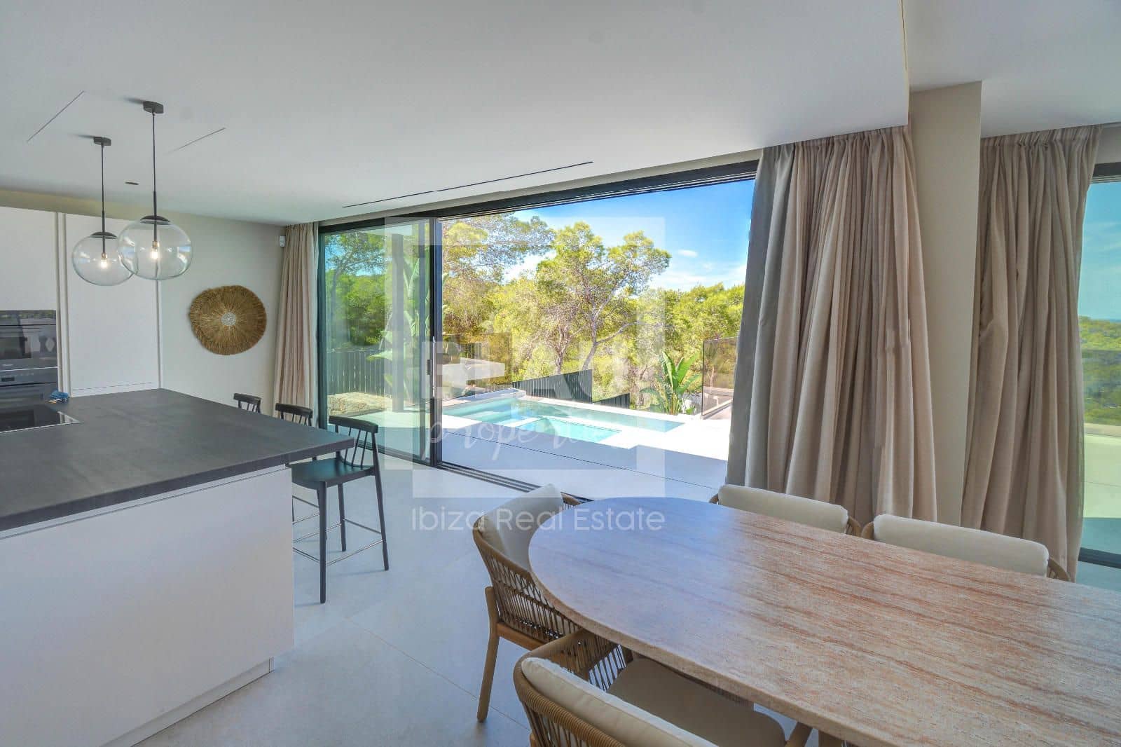 5 camera da letto Villa in vendita in Sant Antoni de Portmany con piscina garage - 4.700.000 € (Rif: 9223605)