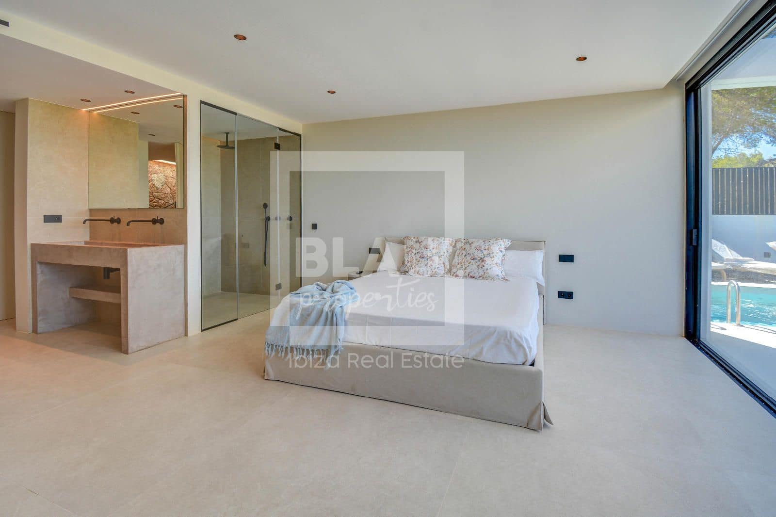 5 camera da letto Villa in vendita in Sant Antoni de Portmany con piscina garage - 4.700.000 € (Rif: 9223605)