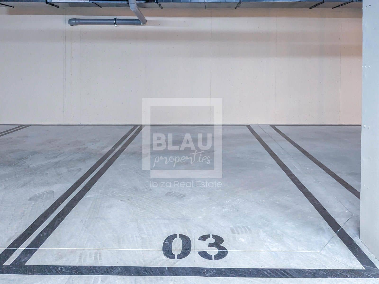 1 slaapkamer Flat te huur in Sant Antoni de Portmany met zwembad garage - € 900 (Ref: 9357414)