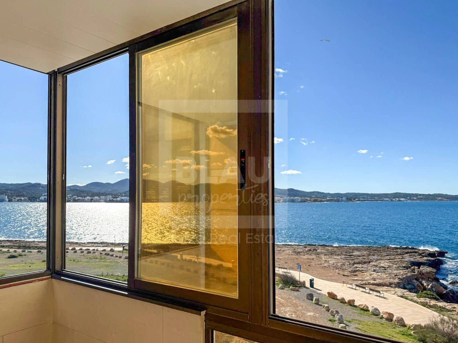 1 bedroom Flat for rent in Sant Antoni de Portmany - € 2,200 (Ref: 9449278)