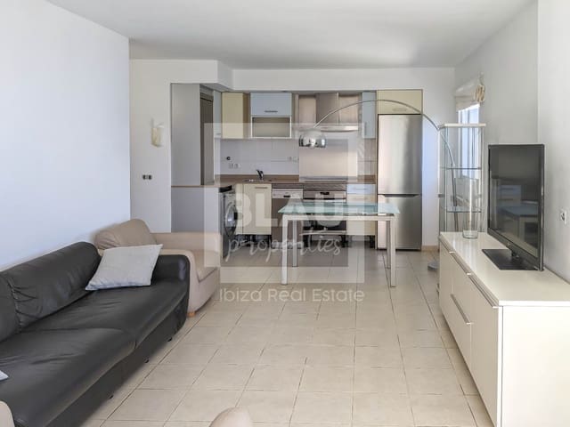 Piso de 2 habitaciones en Ibiza / Eivissa ciudad en alquiler con piscina garaje - 1.850 € (Ref: 9450595)