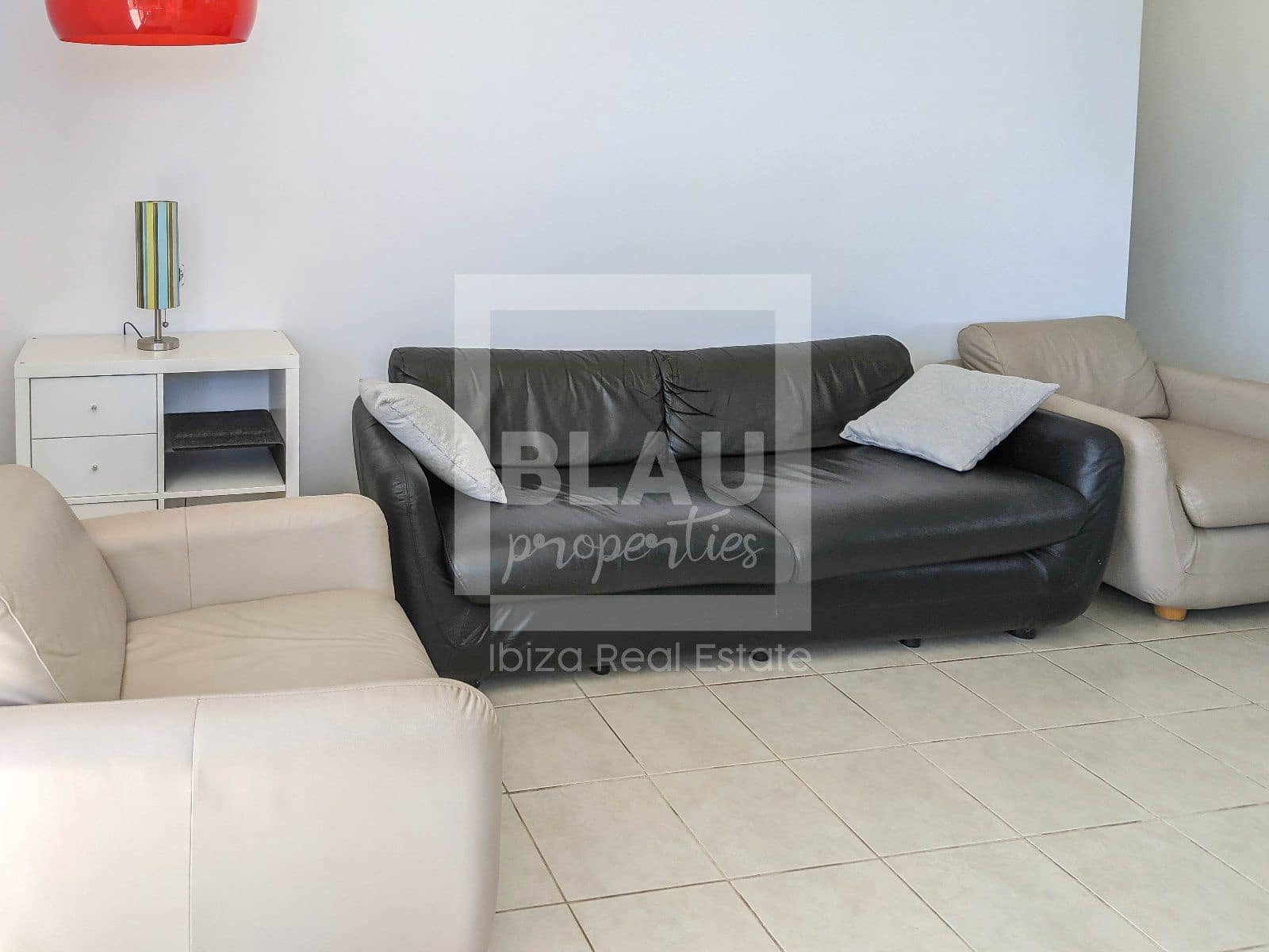 Piso de 2 habitaciones en Ibiza / Eivissa ciudad en alquiler con piscina garaje - 1.850 € (Ref: 9450595)