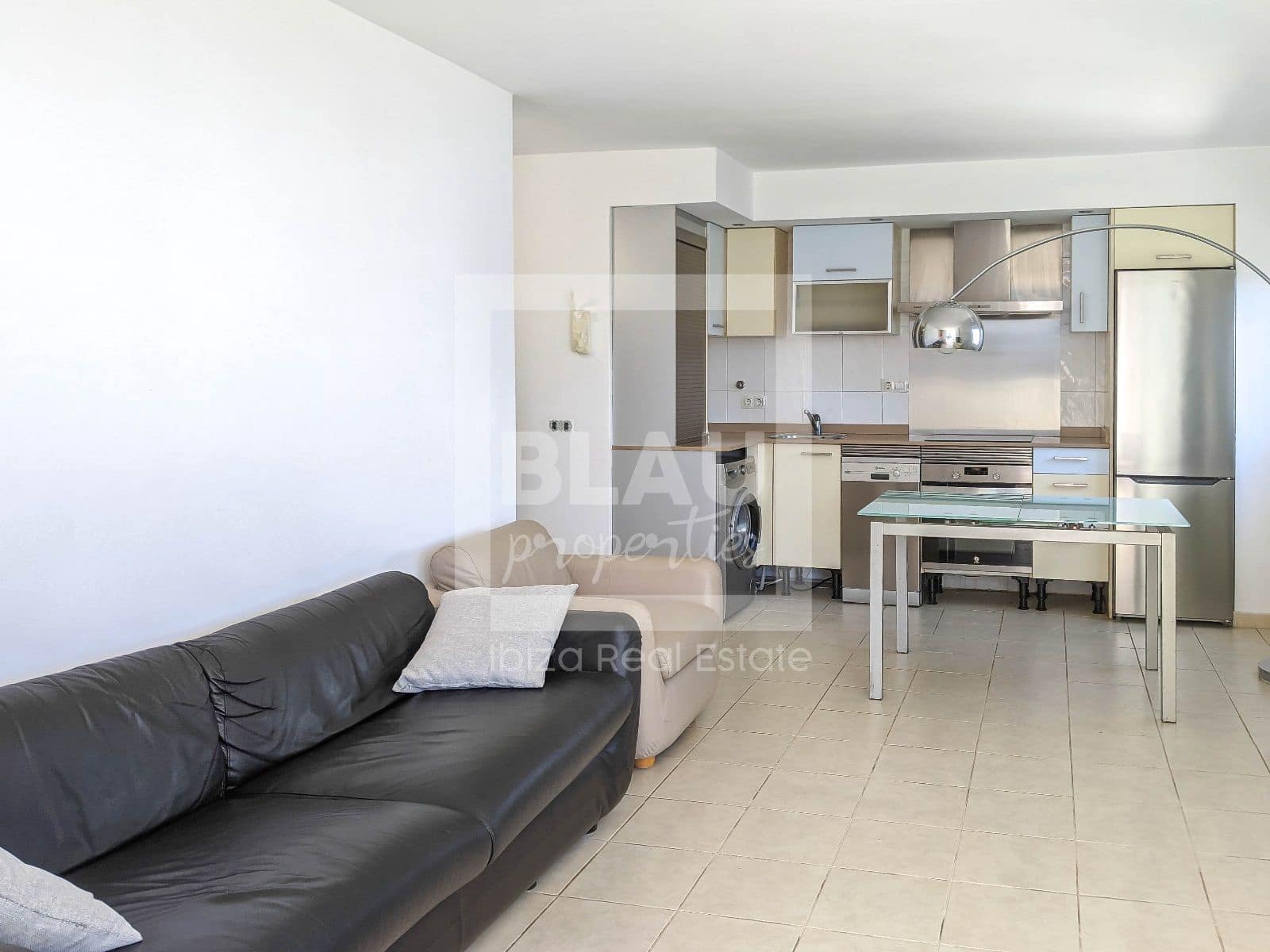 Piso de 2 habitaciones en Ibiza / Eivissa ciudad en alquiler con piscina garaje - 1.850 € (Ref: 9450595)