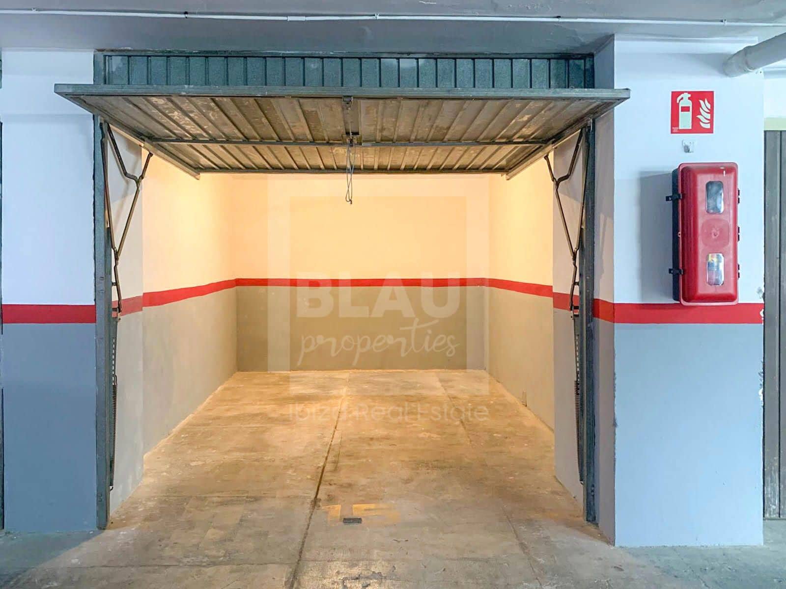 2 sypialnia Penthouse do wynajęcia w Sant Antoni de Portmany z basenem garażem - 2 900 € (Ref: 9479251)