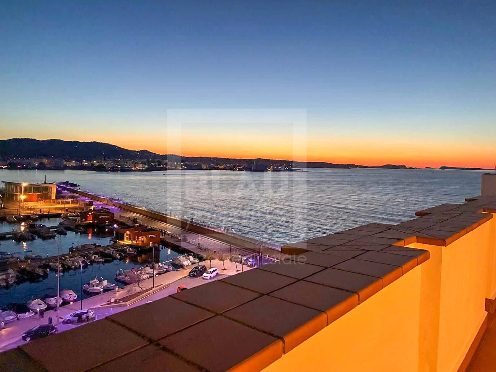 2 bedroom Penthouse for rent in Sant Antoni de Portmany with pool garage - € 2,900 (Ref: 9479251)