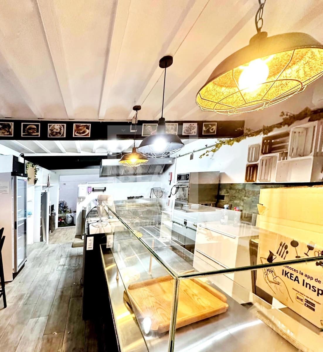 Commercieel te koop in Sant Antoni de Portmany - € 370.000 (Ref: 9494158)