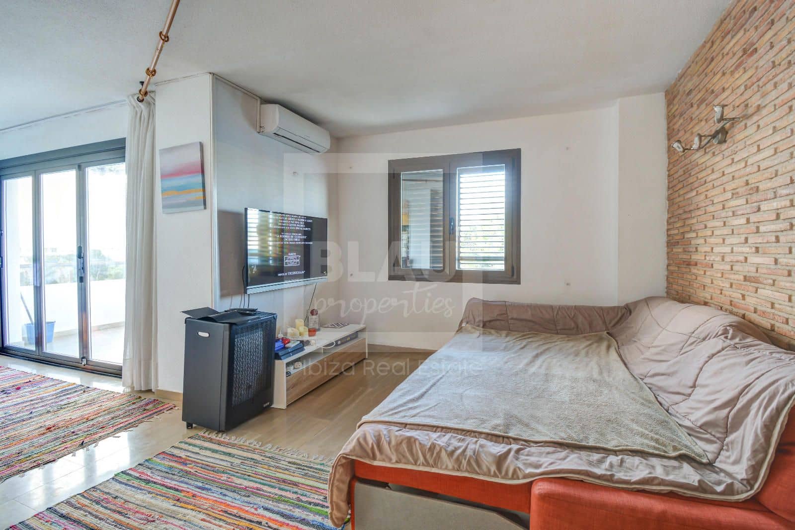 3 bedroom Flat for sale in San Jose / Sant Josep de Sa Talaia with pool garage - € 585,000 (Ref: 9550445)