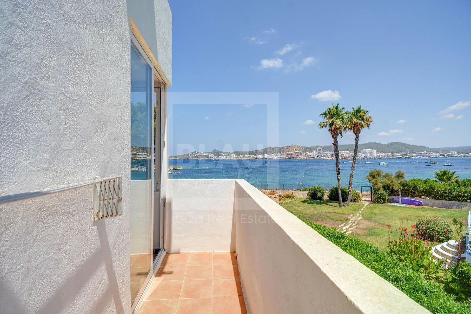 3 bedroom Flat for sale in San Jose / Sant Josep de Sa Talaia with pool garage - € 585,000 (Ref: 9550445)