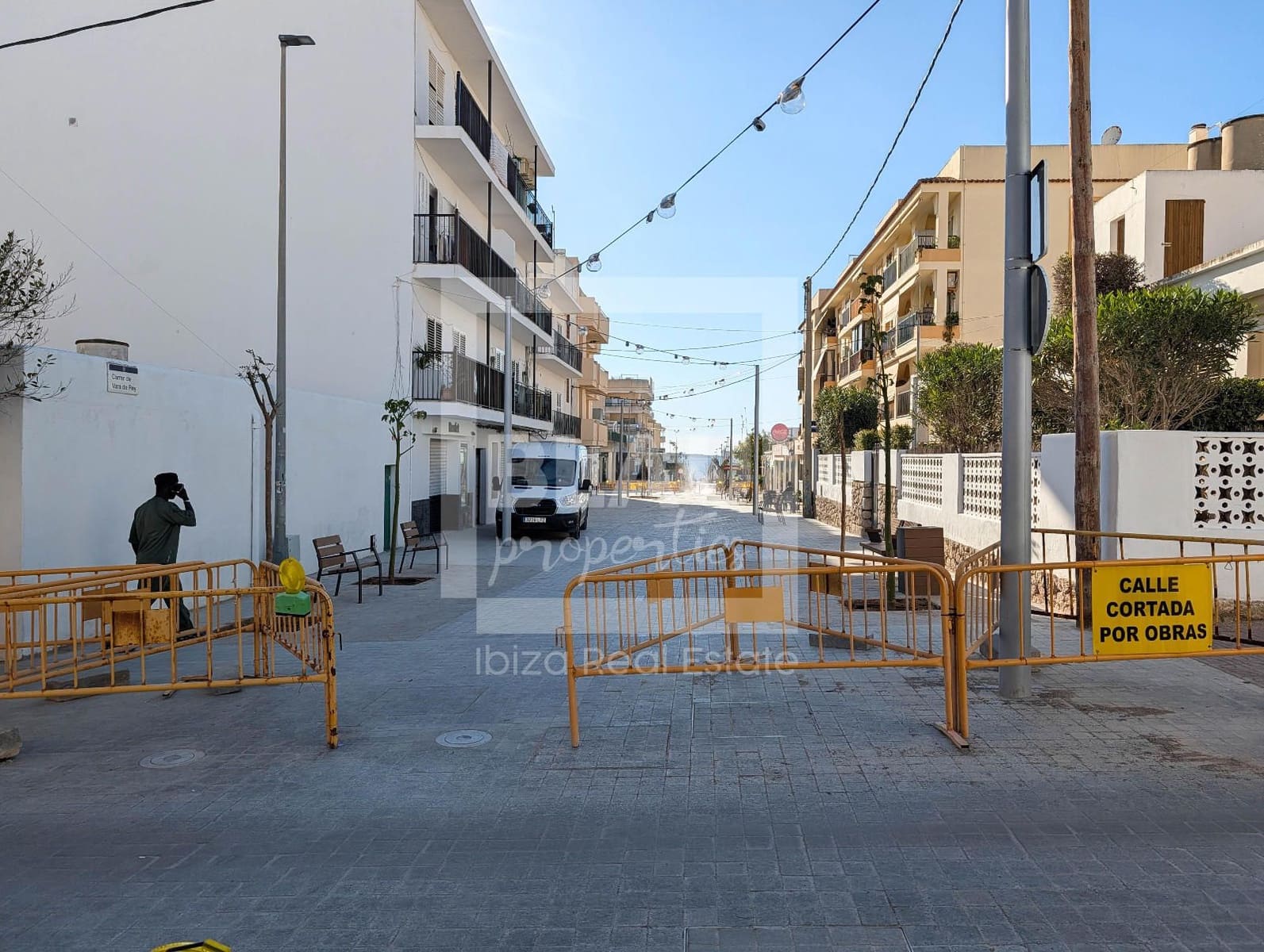 Commercial for rent in Sant Antoni de Portmany - € 2,800 (Ref: 9689989)