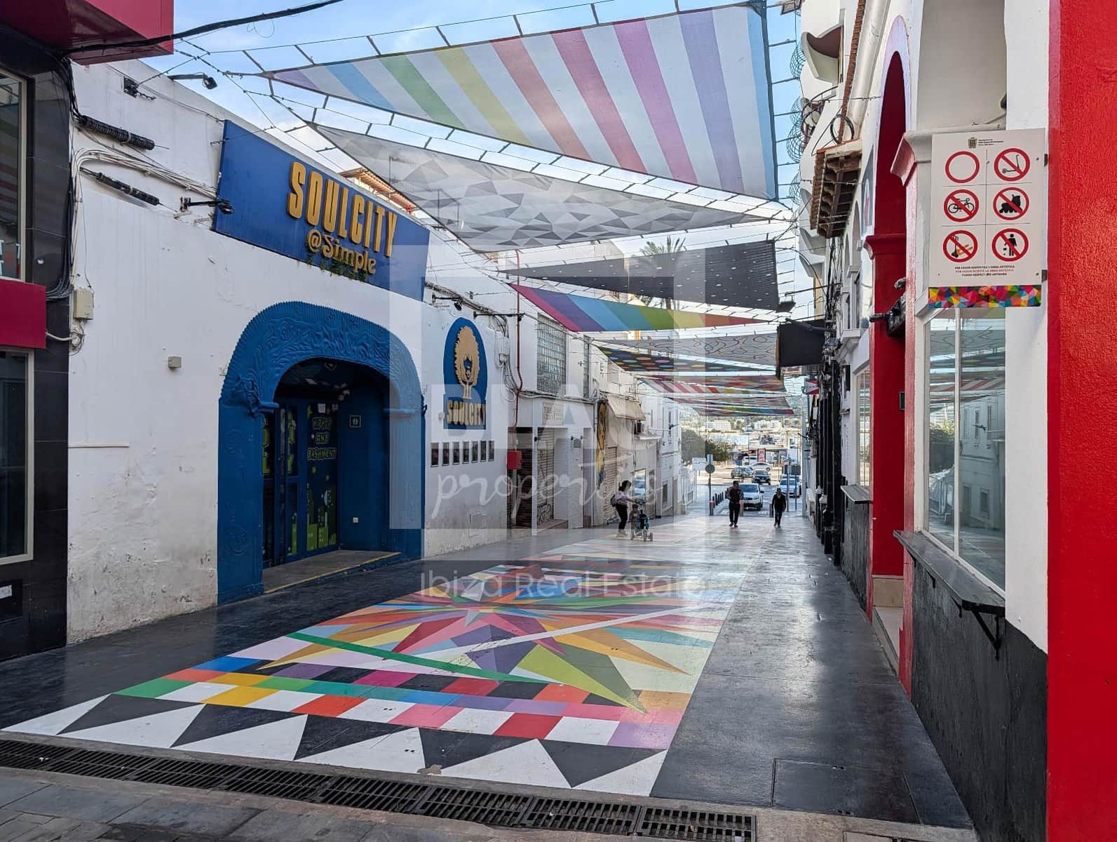 Commercial for rent in Sant Antoni de Portmany - € 3,800 (Ref: 9689990)