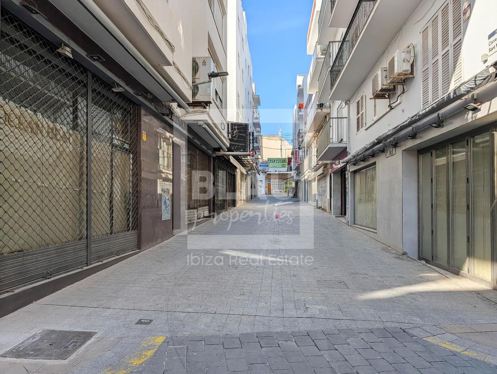 Commercial for rent in Sant Antoni de Portmany - € 3,800 (Ref: 9689990)