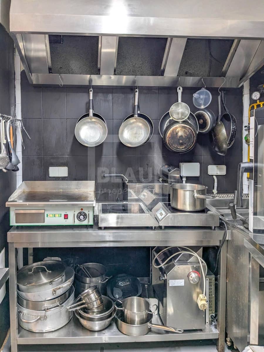 Local Commercial à louer à San Jose / Sant Josep de Sa Talaia - 2 500 € (Ref: 9715604)