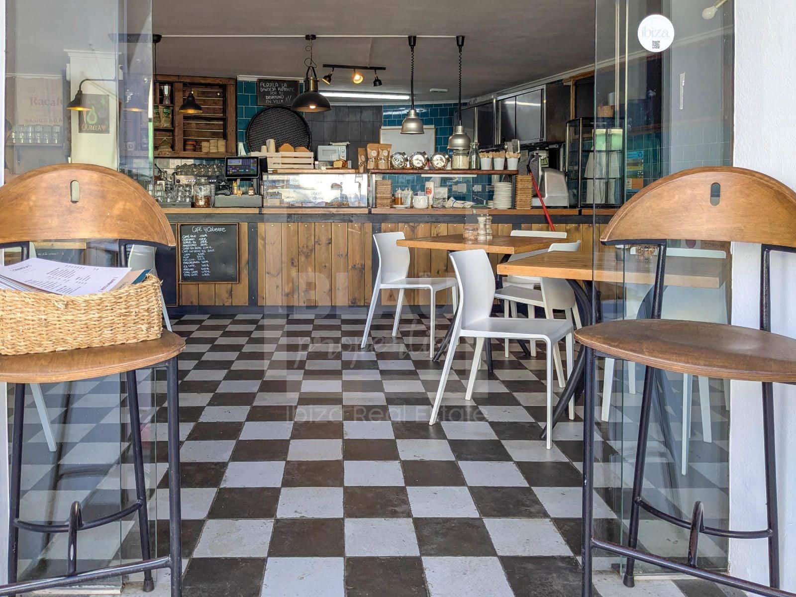 Local Commercial à louer à San Jose / Sant Josep de Sa Talaia - 2 500 € (Ref: 9715604)