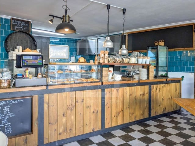 Local Commercial à louer à San Jose / Sant Josep de Sa Talaia - 2 500 € (Ref: 9715604)