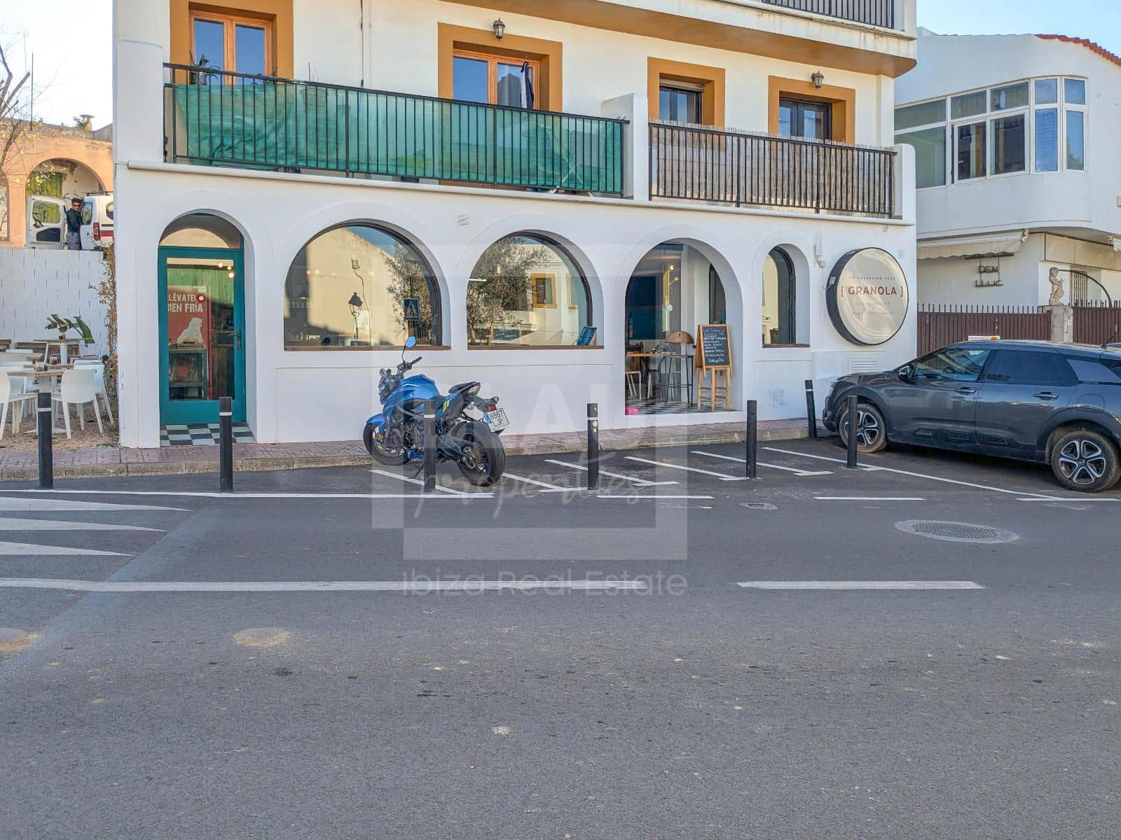 Local Commercial à louer à San Jose / Sant Josep de Sa Talaia - 2 500 € (Ref: 9715604)