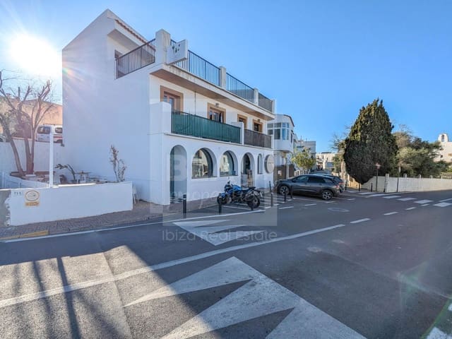 Local Commercial à louer à San Jose / Sant Josep de Sa Talaia - 2 500 € (Ref: 9715604)