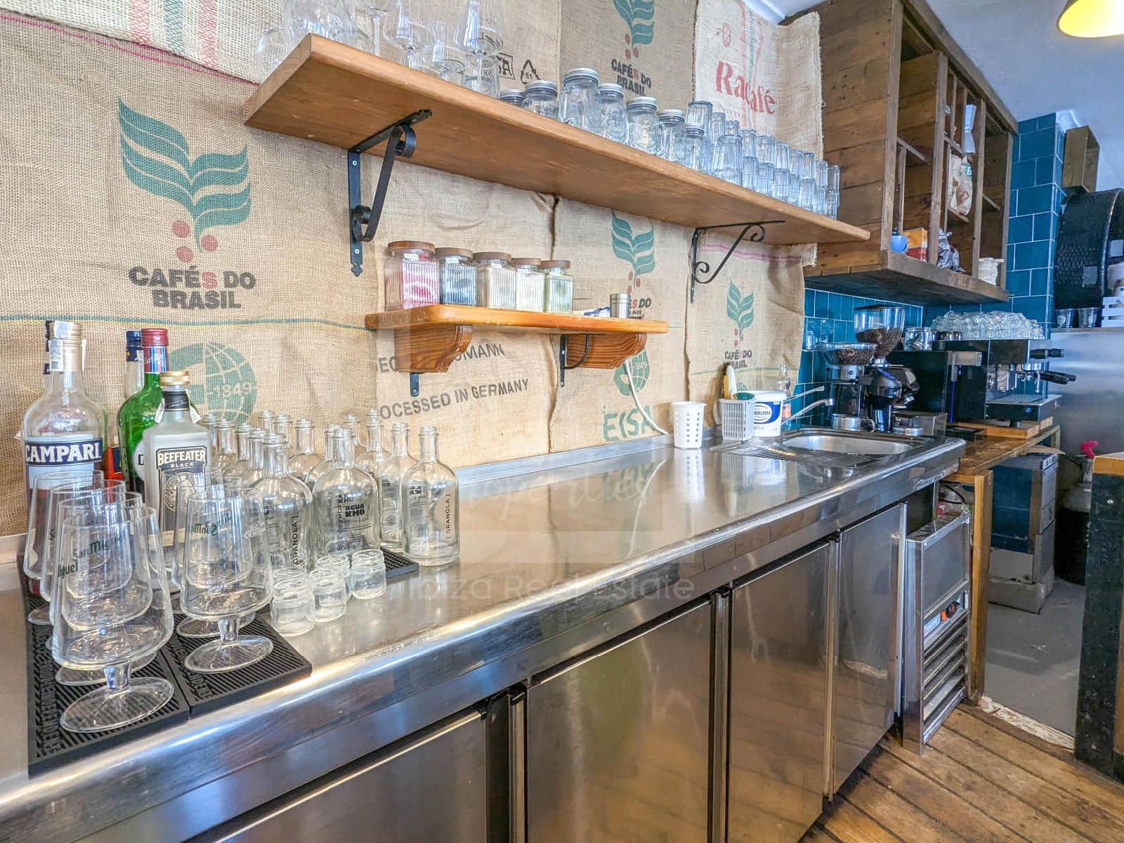 Local Commercial à louer à San Jose / Sant Josep de Sa Talaia - 2 500 € (Ref: 9715604)