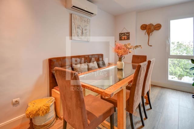 2 slaapkamer Flat te koop in Sant Antoni de Portmany met garage - € 485.000 (Ref: 9979313)