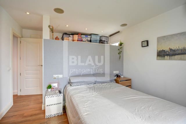 2 slaapkamer Flat te koop in Sant Antoni de Portmany met garage - € 485.000 (Ref: 9979313)