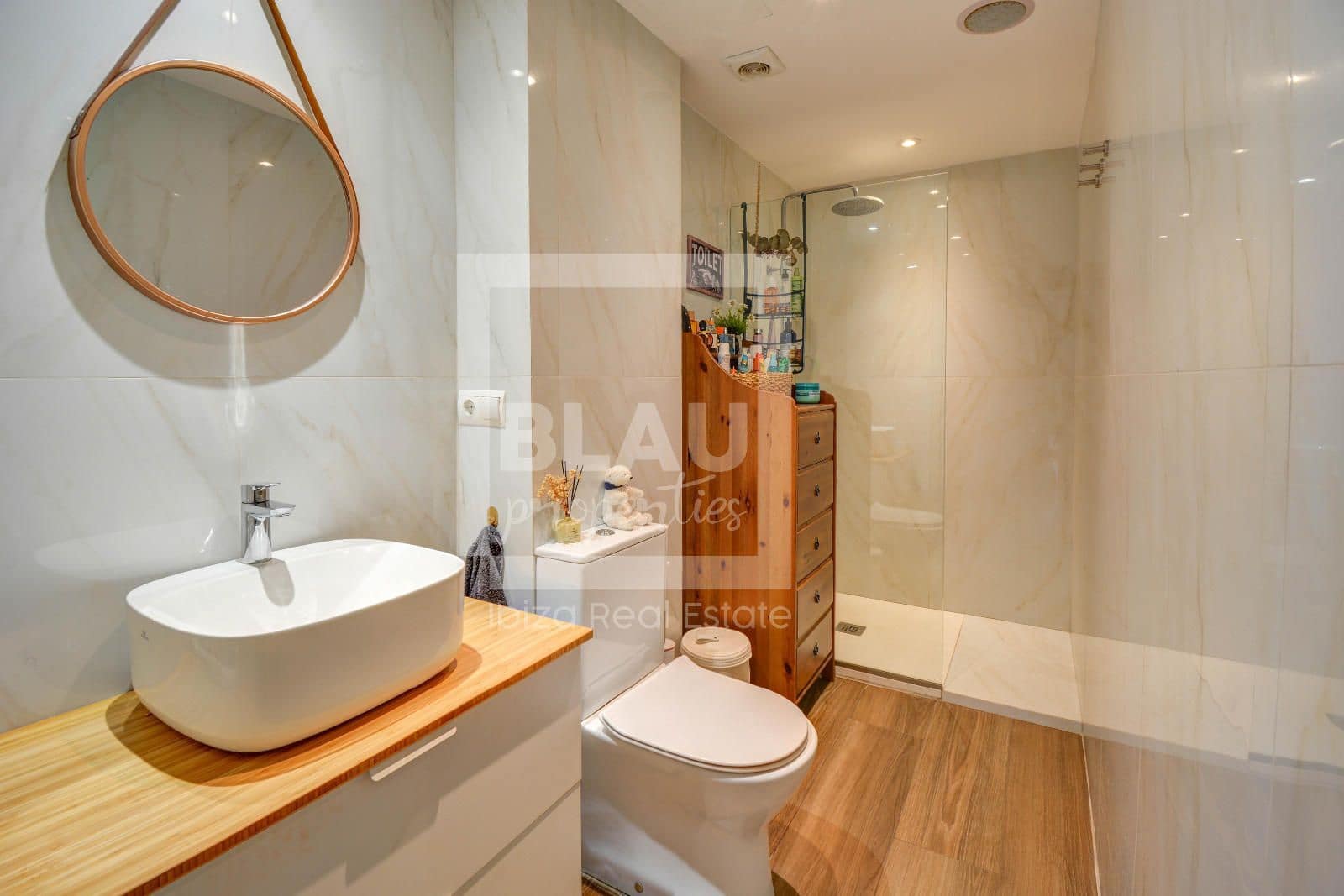 Piso de 2 habitaciones en Sant Antoni de Portmany en venta con garaje - 485.000 € (Ref: 9979313)