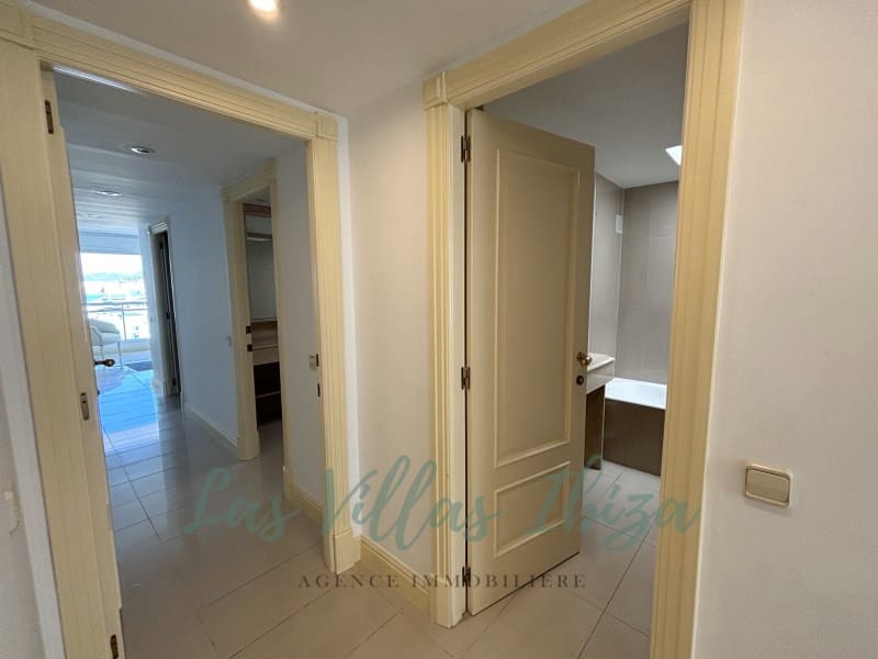 3 bedroom Apartment for sale in Ibiza / Eivissa town with garage - € 2,800,000 (Ref: 8837003)