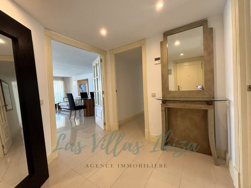 3 bedroom Apartment for sale in Ibiza / Eivissa town with garage - € 2,800,000 (Ref: 8837003)