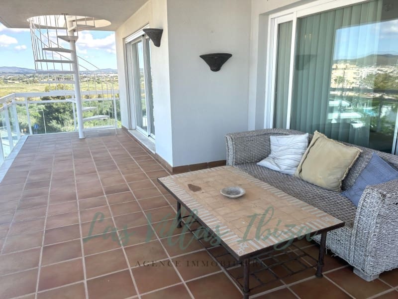 3 bedroom Apartment for sale in Ibiza / Eivissa town with garage - € 2,800,000 (Ref: 8837003)