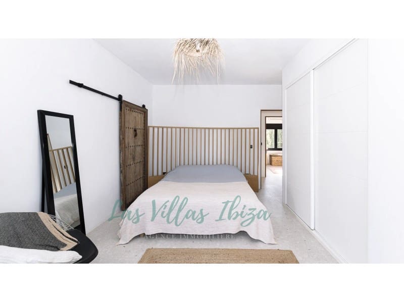 5 soveværelse Villa til salg i Cala d'en Bou med swimmingpool garage - € 2.490.000 (Ref: 8837006)