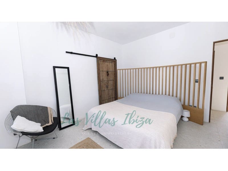 5 soveværelse Villa til salg i Cala d'en Bou med swimmingpool garage - € 2.490.000 (Ref: 8837006)