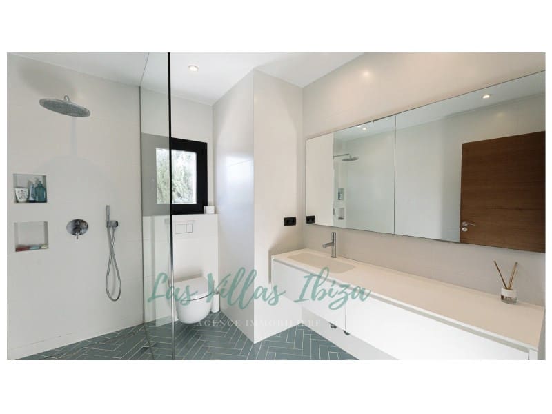 5 soveværelse Villa til salg i Cala d'en Bou med swimmingpool garage - € 2.490.000 (Ref: 8837006)