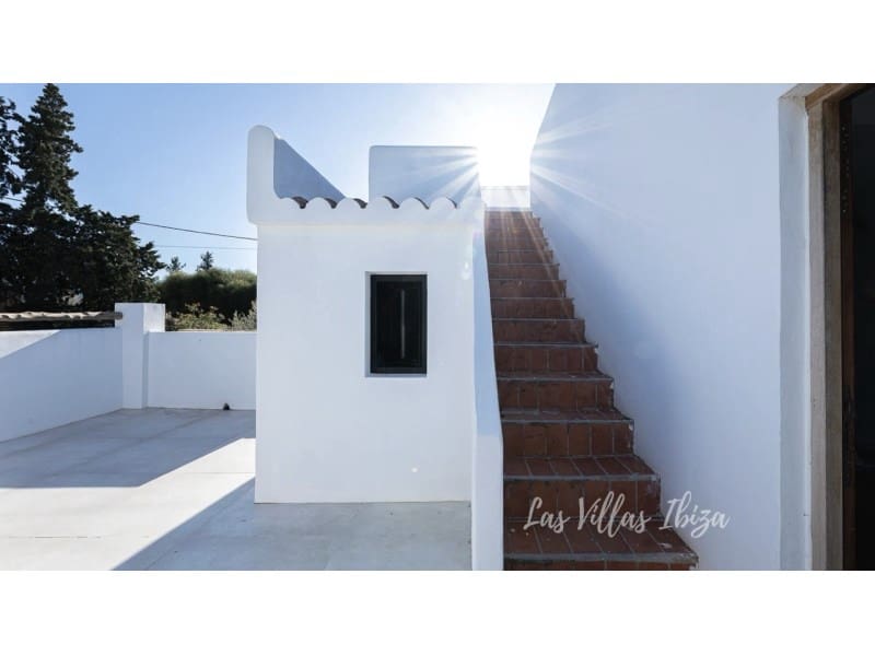 5 slaapkamer Villa te koop in Cala d'en Bou met zwembad garage - € 2.490.000 (Ref: 8837006)