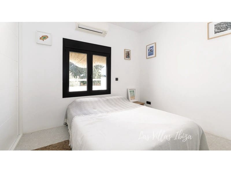 5 slaapkamer Villa te koop in Cala d'en Bou met zwembad garage - € 2.490.000 (Ref: 8837006)