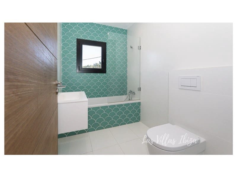 5 slaapkamer Villa te koop in Cala d'en Bou met zwembad garage - € 2.490.000 (Ref: 8837006)