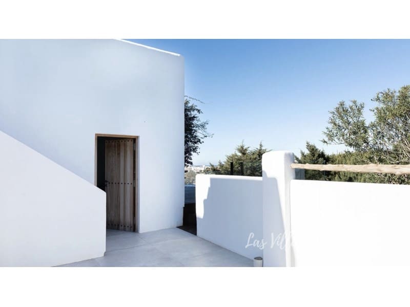 5 slaapkamer Villa te koop in Cala d'en Bou met zwembad garage - € 2.490.000 (Ref: 8837006)