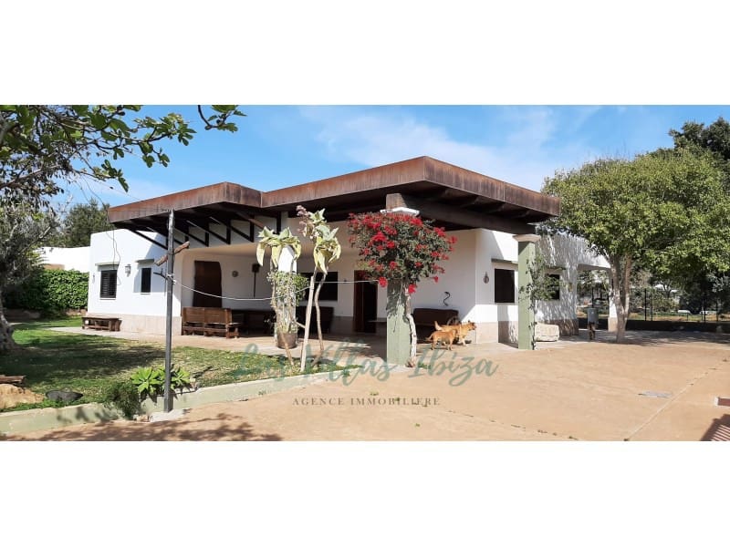 3 slaapkamer Villa te koop in San Jose / Sant Josep de Sa Talaia - € 1.800.000 (Ref: 8837007)