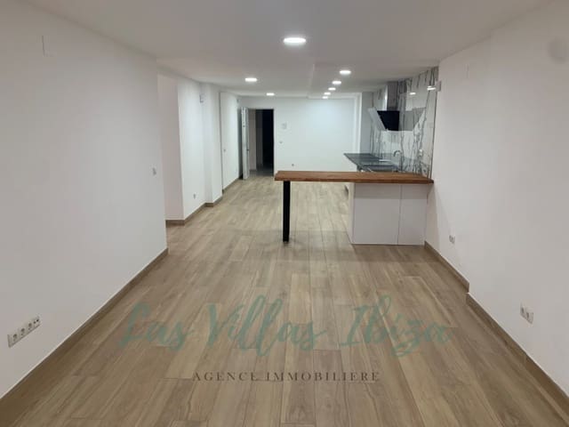 2 makuuhuone Huoneisto myytävänä paikassa Ibiza kaupunki mukana uima-altaan - 770 000 € (Ref: 8843622)