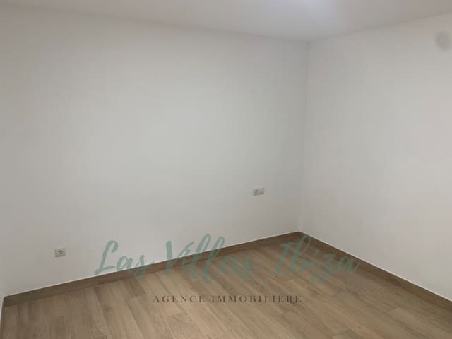 2 makuuhuone Huoneisto myytävänä paikassa Ibiza kaupunki mukana uima-altaan - 770 000 € (Ref: 8843622)