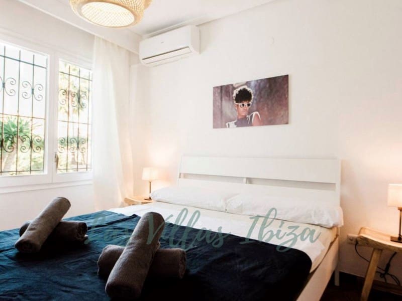 7 bedroom Villa for sale in Ibiza / Eivissa town with pool - € 2,290,000 (Ref: 8843624)