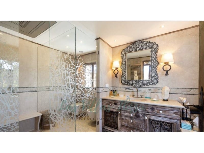 6 chambre Villa/Maison à vendre à Es Figueral avec piscine garage - 28 000 000 € (Ref: 8847890)