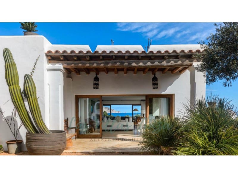 6 chambre Villa/Maison à vendre à Es Figueral avec piscine garage - 28 000 000 € (Ref: 8847890)