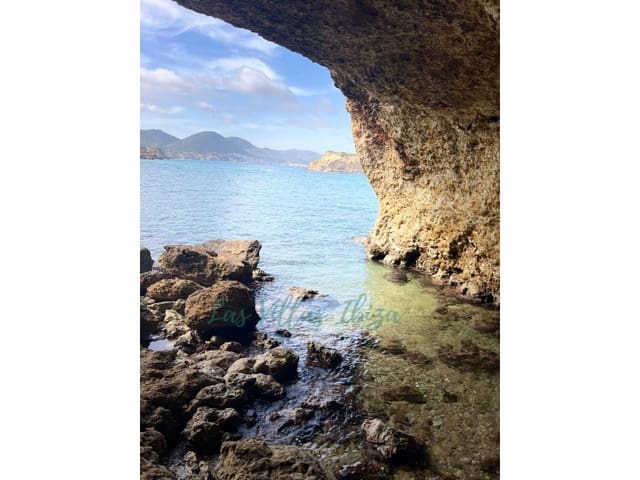 6 Zimmer Villa zu verkaufen in Es Figueral, Santa Eulalia / Santa Eularia mit Pool Garage - 28.000.000 € (Ref: 8847890)