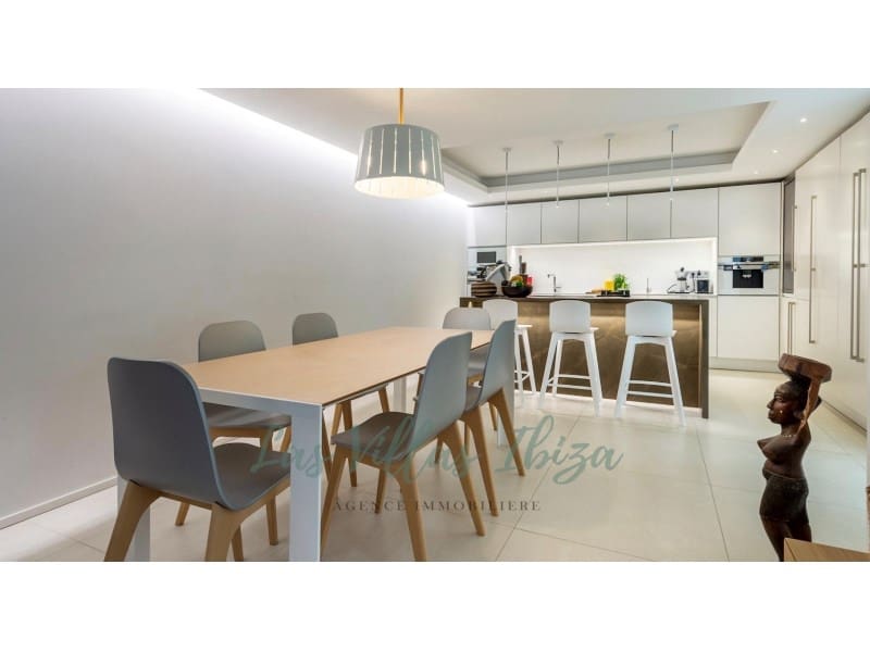 4 Zimmer Apartment zu verkaufen in Ibiza / Eivissa Stadt mit Garage - 1.200.000 € (Ref: 8847891)