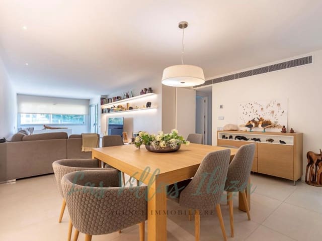 4 Zimmer Apartment zu verkaufen in Ibiza / Eivissa Stadt mit Garage - 1.200.000 € (Ref: 8847891)
